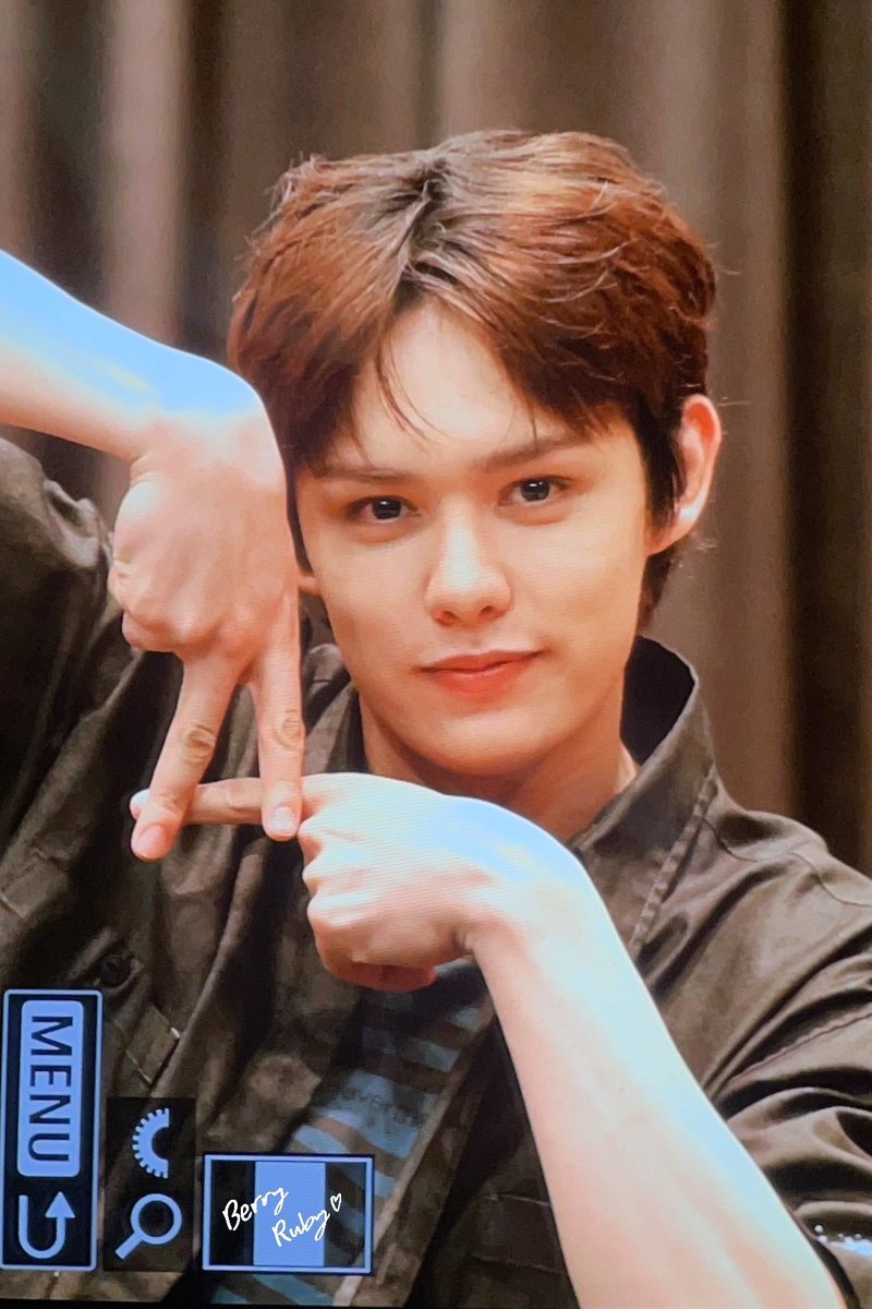 BerryRuby627's tweet photo. 20260525 대면 

#AxMxP #에이엠피 #CRU #크루 https://t.co/2XK5lOa7Uw