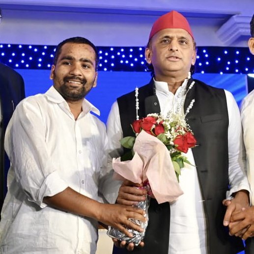 Ajay_MBA1's tweet photo. #NewProfilePic https://t.co/rQpewxSxXw