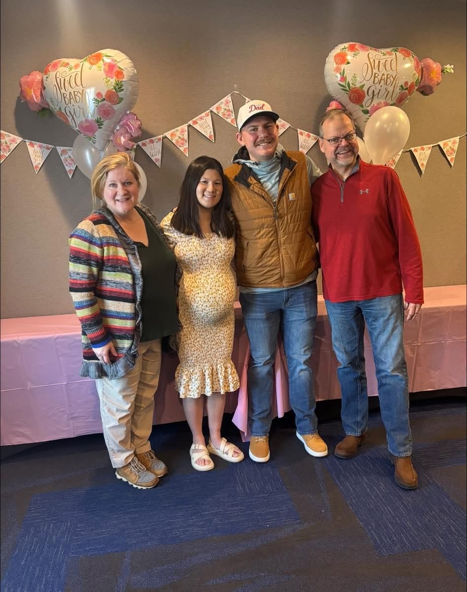 lyonsden28's tweet photo. Another favorite day! Happy Birthday @MLyons1313! An incredible son, brother, husband, friend and now proudly the title of Dad! Keep being and doing you! We are so proud of you! ❤️ https://t.co/BfXYxrnUHI