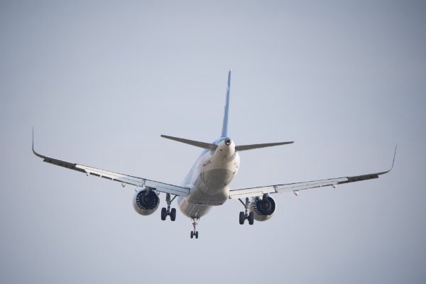 errai2001's tweet photo. 全日本空輸
Airbus A321✈️  
羽田国際空港 

#AirbusA321 #全日本空輸 #ANA #全日空 
#飛行機写真 #airplane #飛行機のある風景 #飛行機 #羽田空港 #飛行機が好き #羽田国際空港 #カメラ好きな人と繫がりたい #写真好きな人と繫がりたい #写真撮っている人と繋がりたい #ファインダー越し私の世界 

🍷 https://t.co/u9ZQ0p2gze