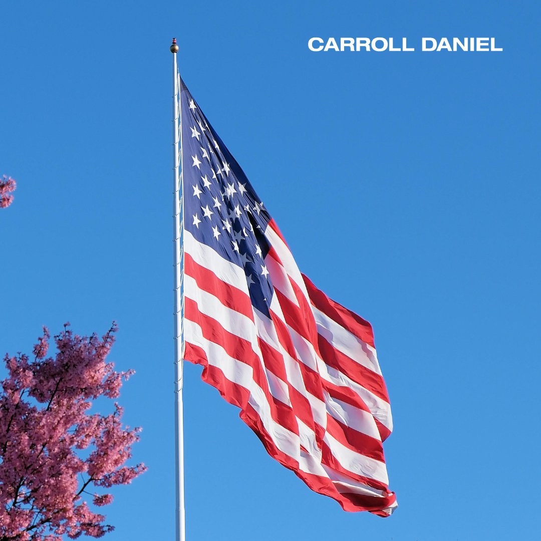 CarrollDanielCo's tweet photo. We remember and honor the brave heroes who gave their lives to defend our freedoms. Their courage and sacrifice will never be forgotten. https://t.co/BG7blOj4W7