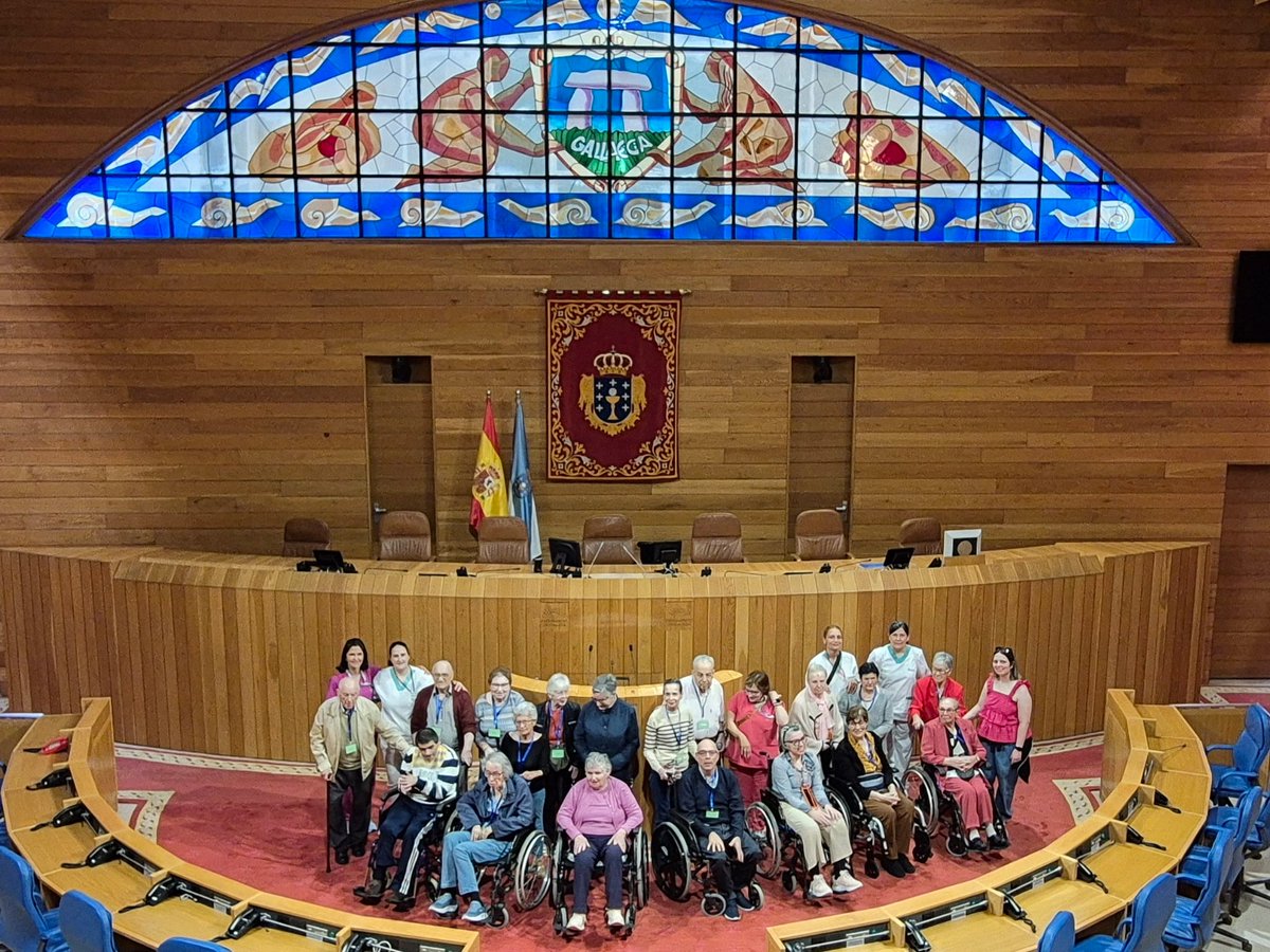 Parlamento Galicia tweet media
