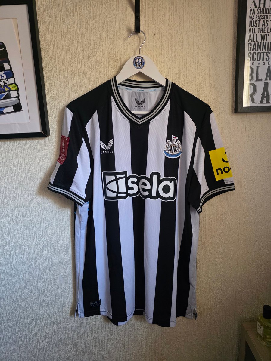 Retro NUFC tweet media
