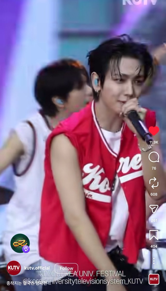 myeongiwa's tweet photo. oh jungkook reposted jaehyun's reel again 😭
the fact that this time it’s not even bts related and jaehyun was just singing a bnd song… he really fell in love https://t.co/sbZYDRZmlC