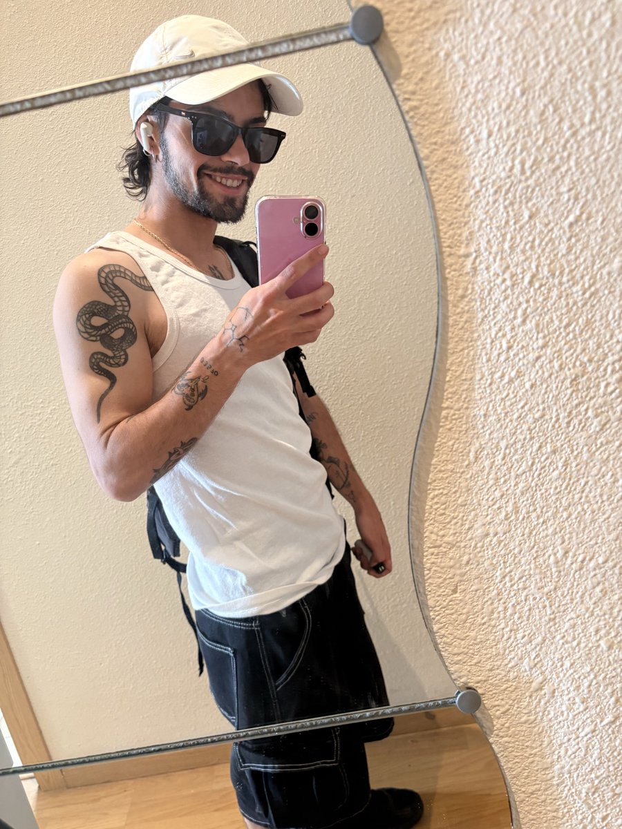 Carles ⚧ tweet media