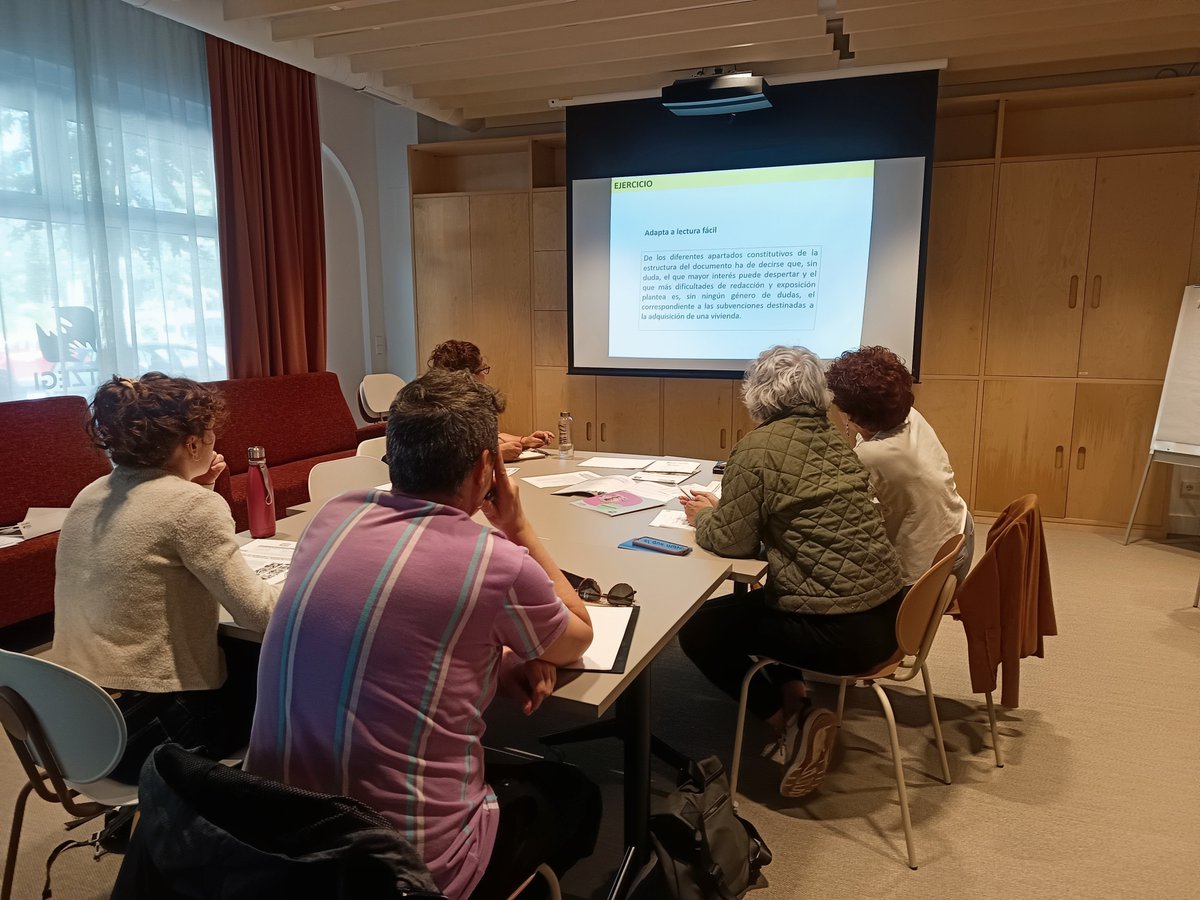 fevas's tweet photo. 📚 Curso: Lectura fácil, de la teoría a la práctica.
📖 Formamos a profesionales para crear textos más comprensibles para todas las personas.
✅La lectura fácil ayuda a garantizar el derecho a la información. https://t.co/bhiml697A7