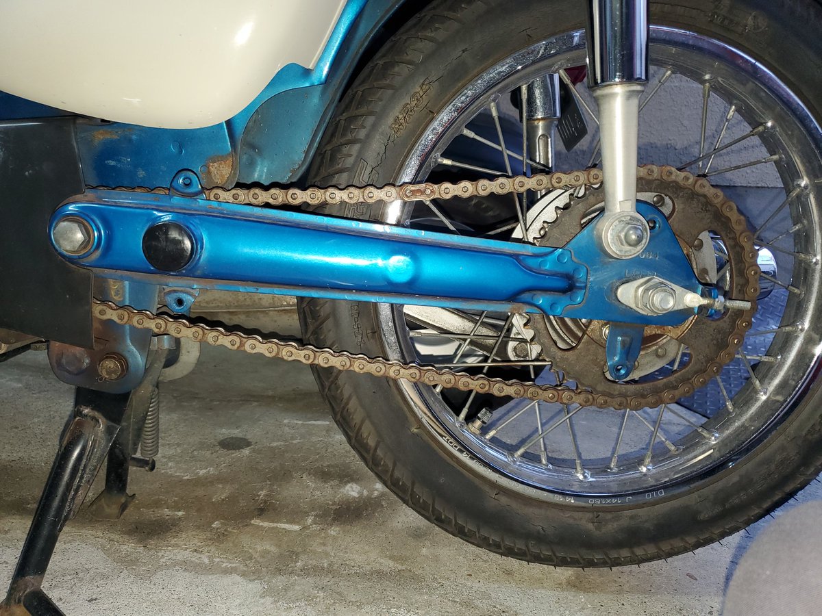 tanabefactory's tweet photo. 当店でご購入いただいたホンダ・リトルカブ。
走行時にカラカラ音がしているとのことで、チェーン調整。
無事にカラカラ音は収まりました。 https://t.co/ORZ8oRm8nh
