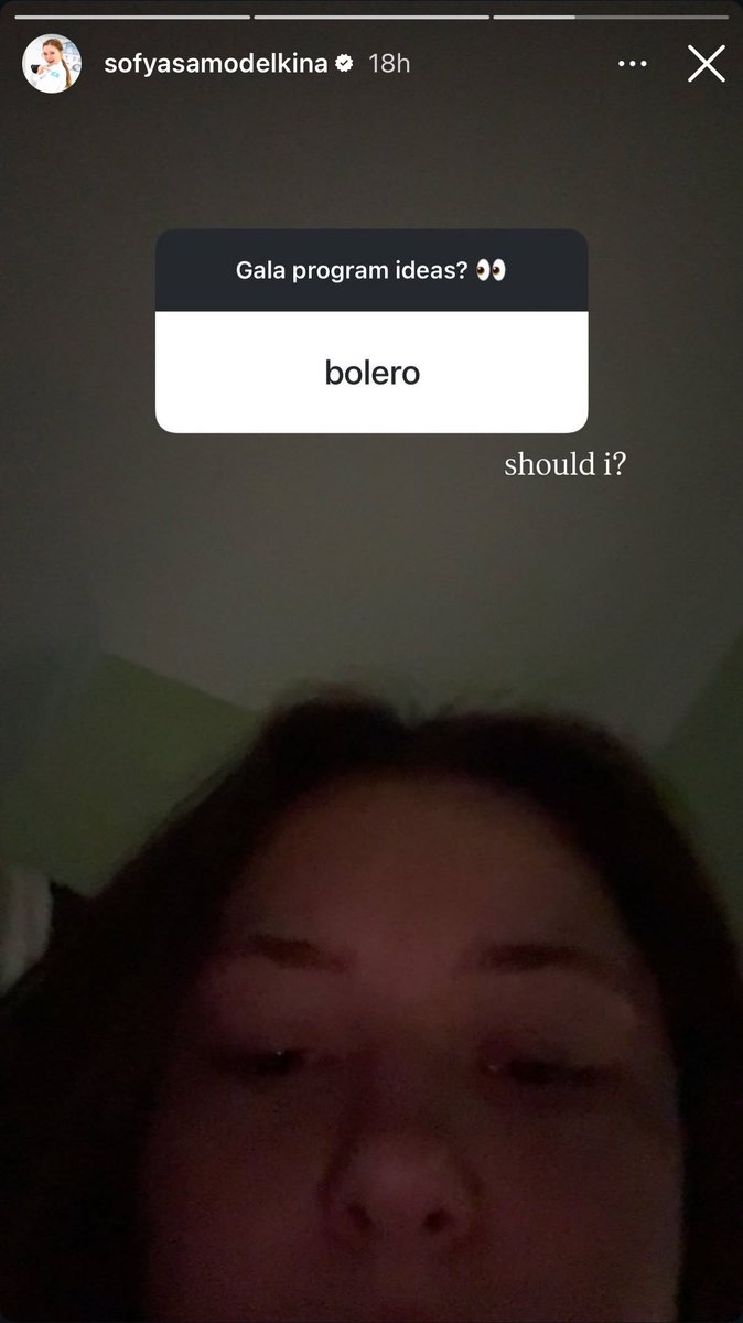hailey tweet media