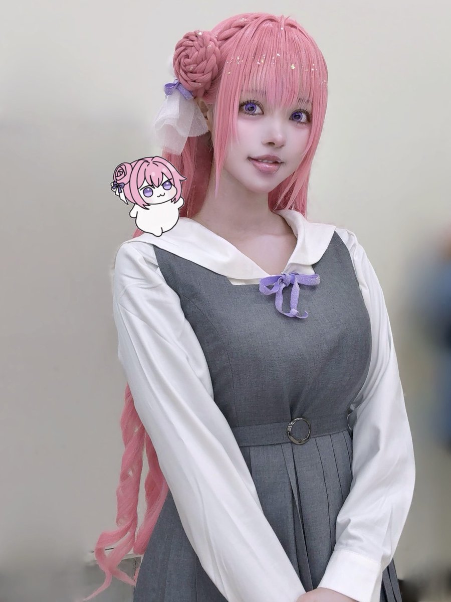 satou_15_'s tweet photo. 土曜は制服併せでドロシーさまでした🫖🎀  

 #アコスタ池袋   #NIKKECosplay https://t.co/5bpVQvPB4E