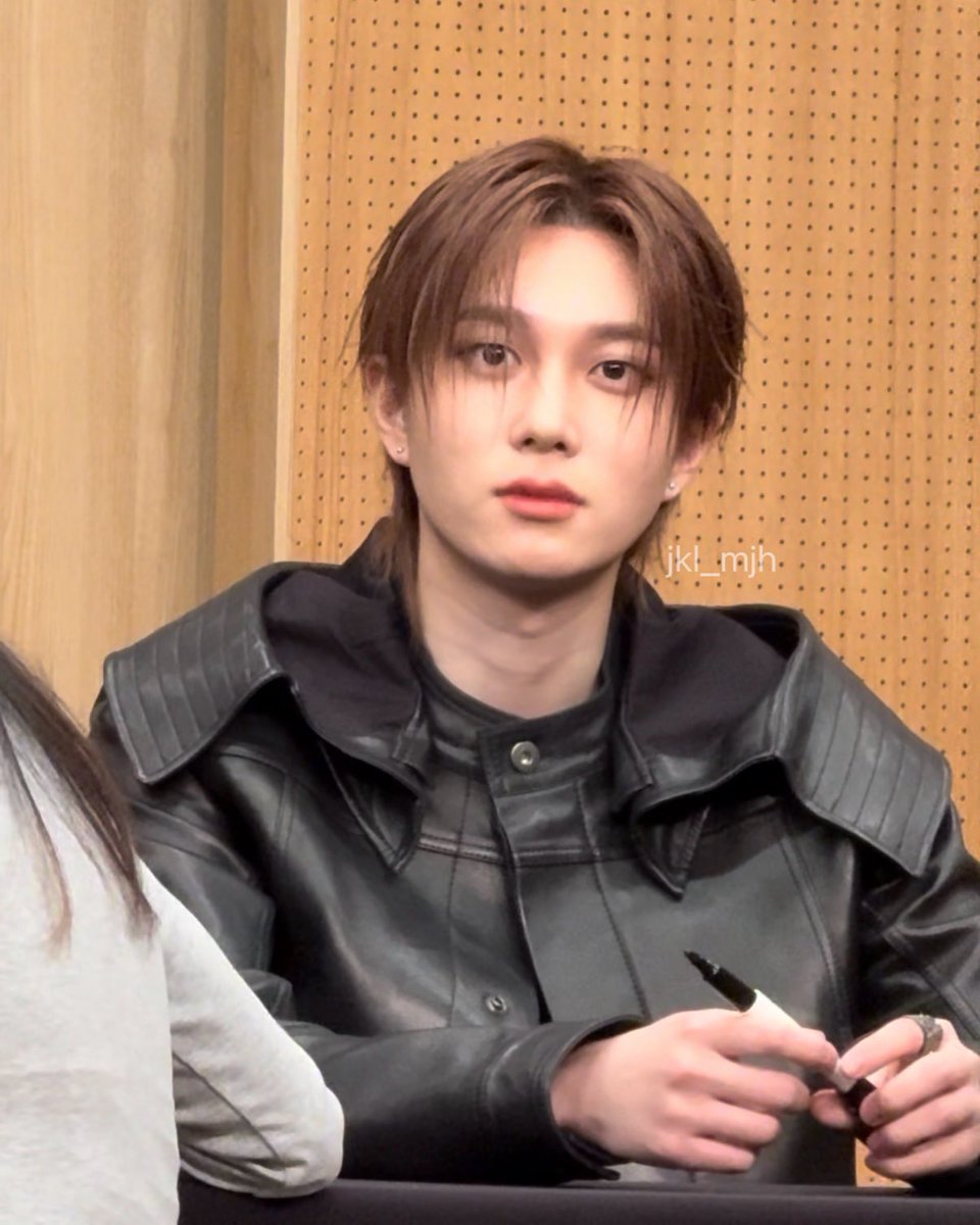 jan🐶 𓈒 ˖ ࣪ 𝜗𝜚 is UNIQUE tweet media