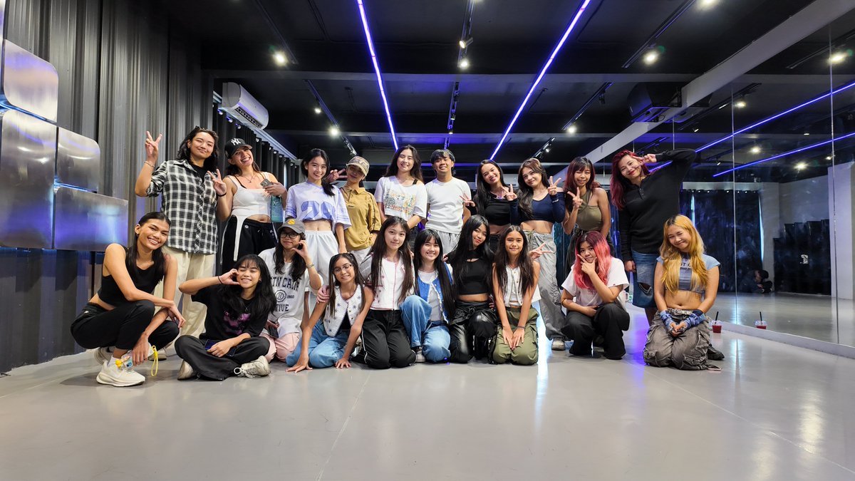 alphaphteam's tweet photo. 👯‍♀️ DANCE CLASS WITH ALPHA - #aespa_WDA  👯‍♀️

Whole Different Animals gathered last MAY 24 for a fun dance class of aespa’s #WDA! Thanks to everyone who joined us and rose up to the dance challenge! Looking forward to dancing  with you again! 🫶🏻❤️‍🔥

#alphaph https://t.co/IrfIzMSV0m