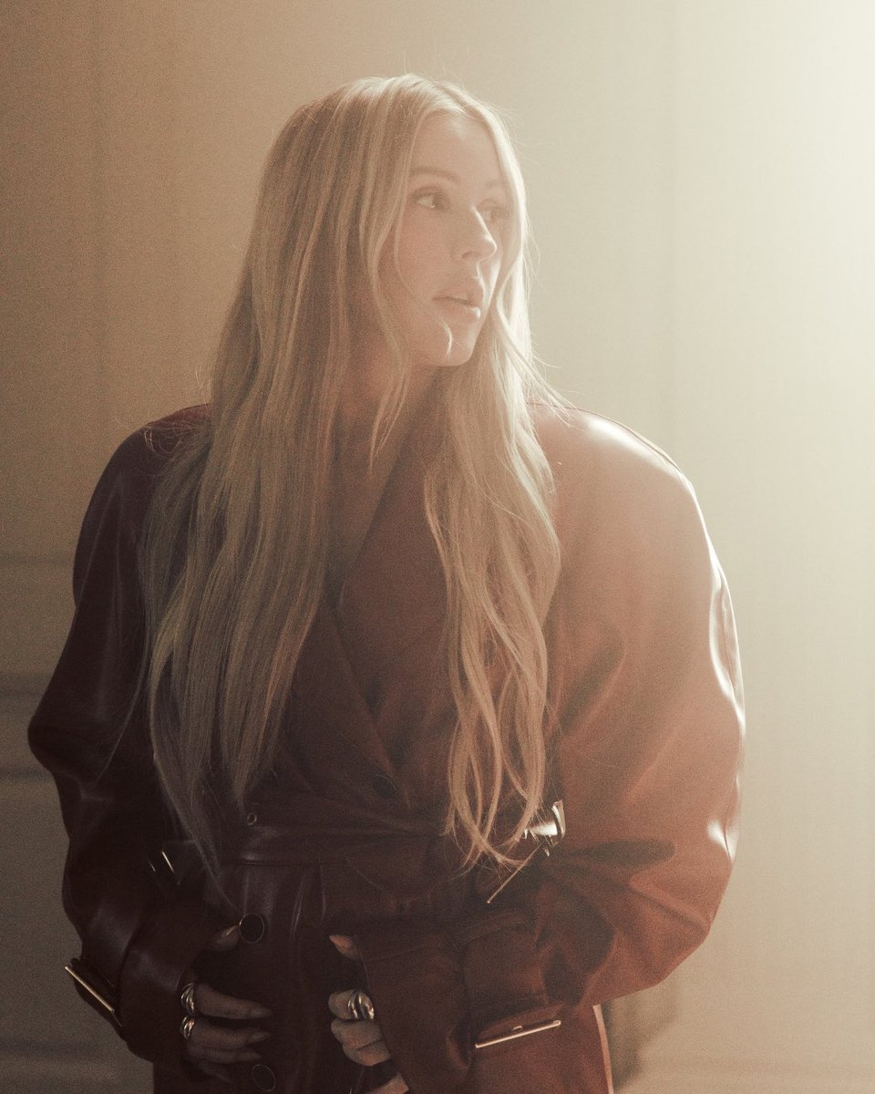 Ellie Goulding Base tweet media