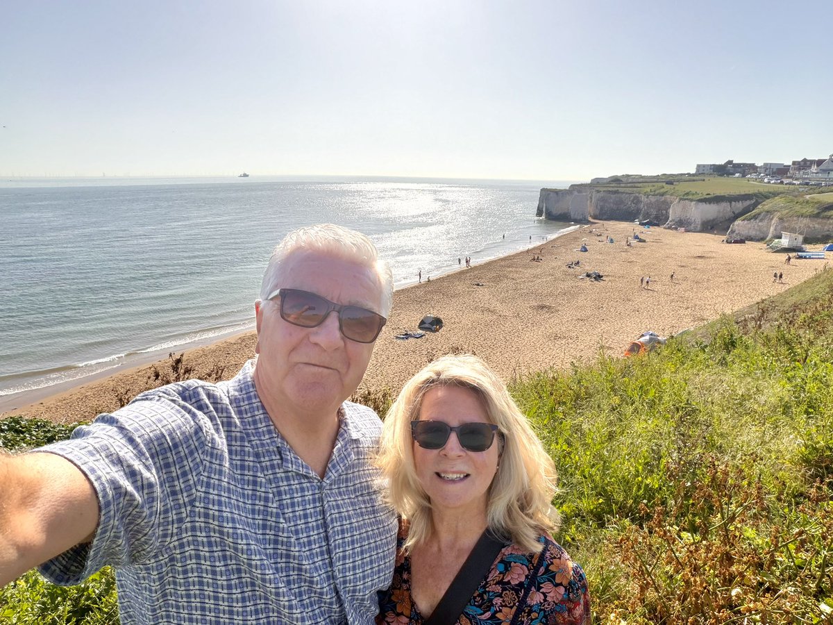 CliveHart's tweet photo. Early bank holiday stroll (started 8am) Botany Bay, Kingsgate, Joss Bay, Coffee at Staple Reading Street and back through Northdown Park. Home before record temperatures hit us. https://t.co/g9779mDOCb