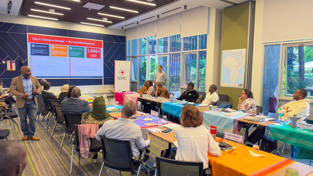 ICRC_Nairobi's tweet photo. Great discussions with humanitarian professionals across Eastern Africa during the Senior Humanitarian Professionals and Policymakers Course, sharing insights on humanitarian action, protection, and advancing #IHL in armed conflict situations. https://t.co/8h8vtu20cq