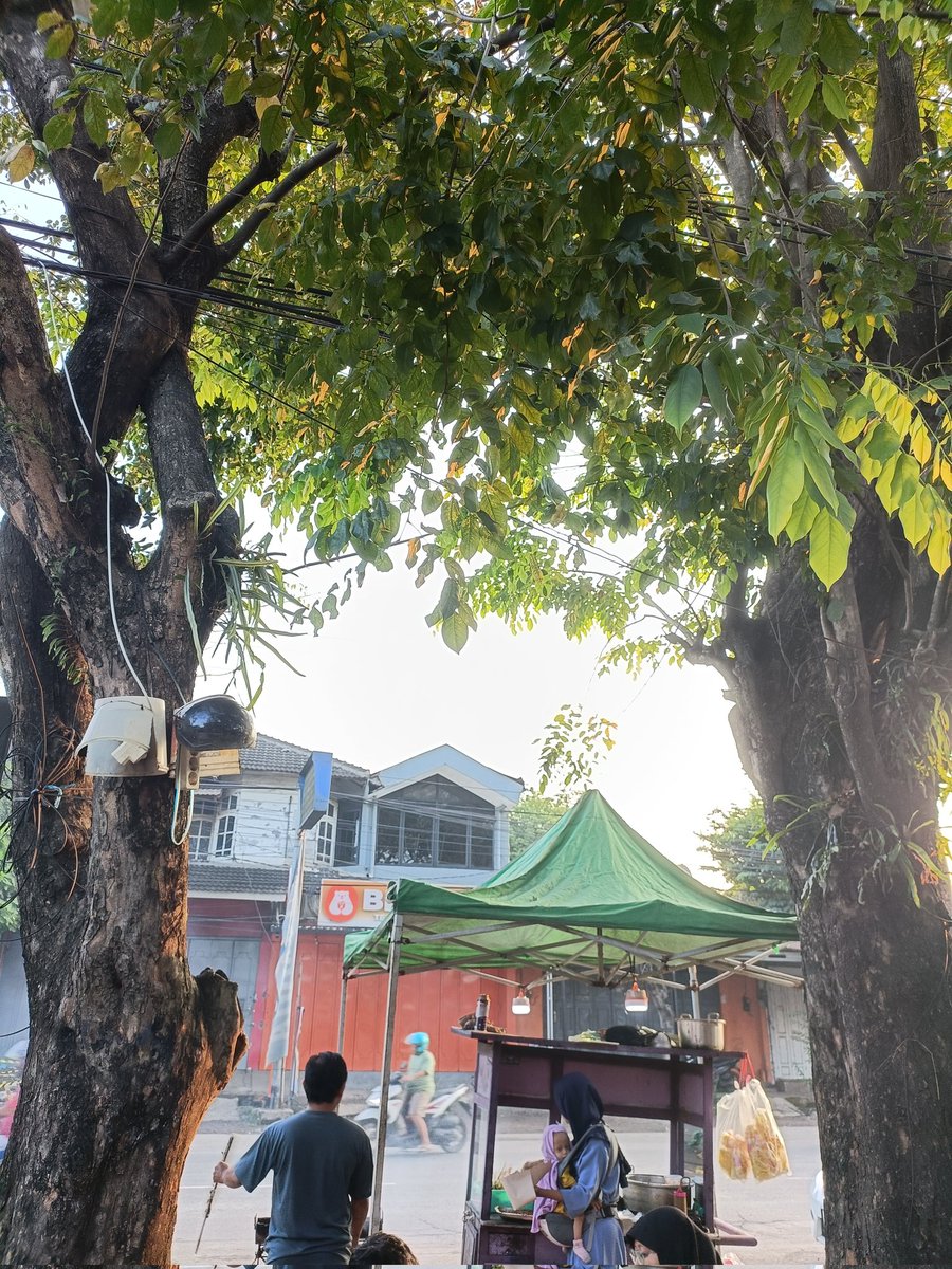 ged_gor's tweet photo. @KucengTerbanggg Esia idul adha https://t.co/7xtz3zHq64