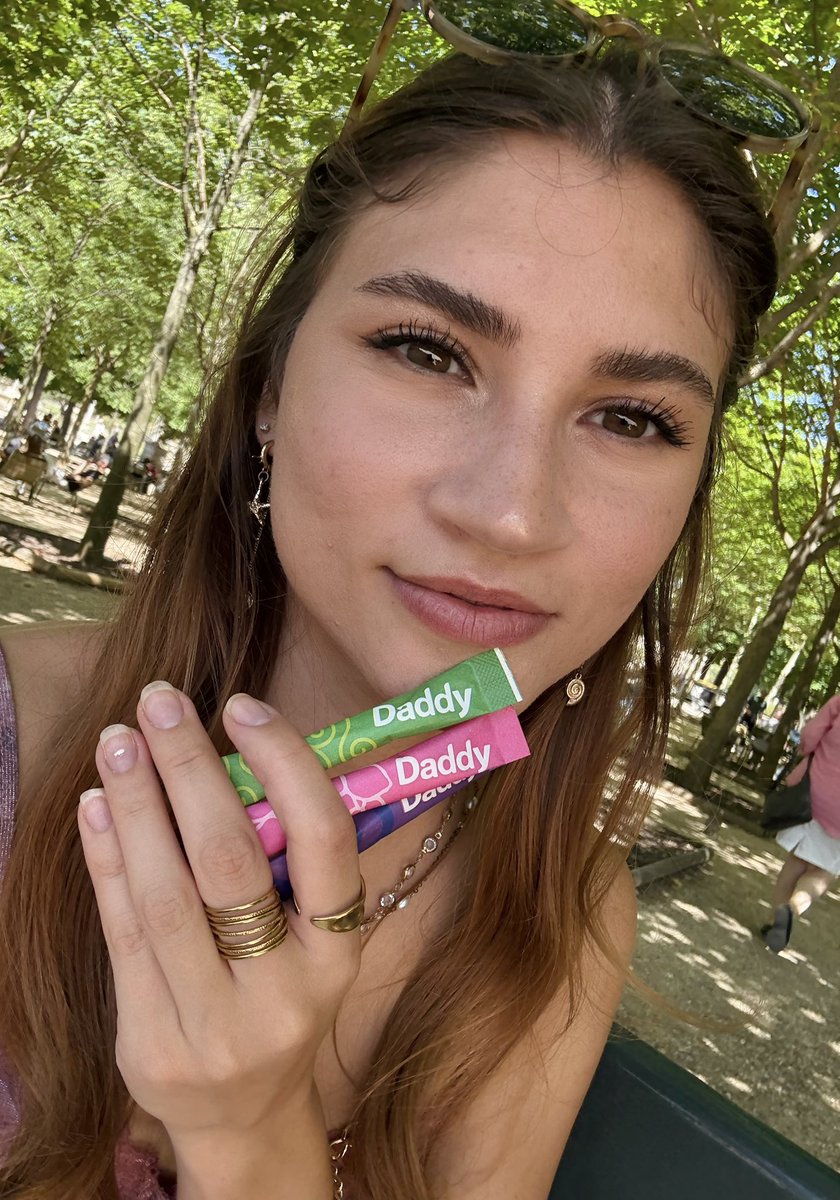 maddie tweet media