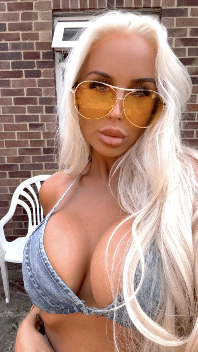 Bustylucyx1 🍒🍒 tweet media