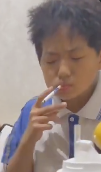 고딩경제맨 tweet media