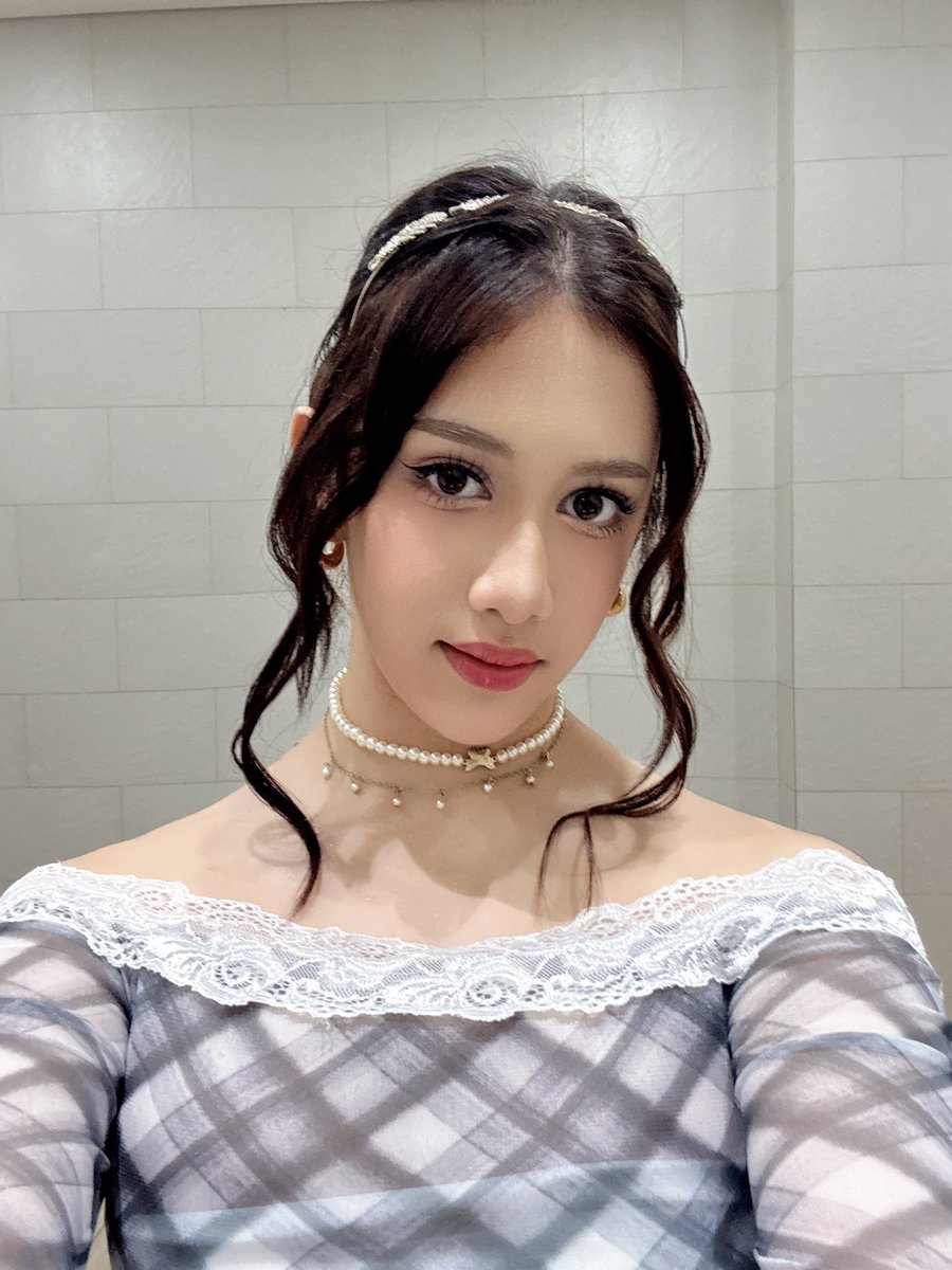 Chelsea Davina tweet media