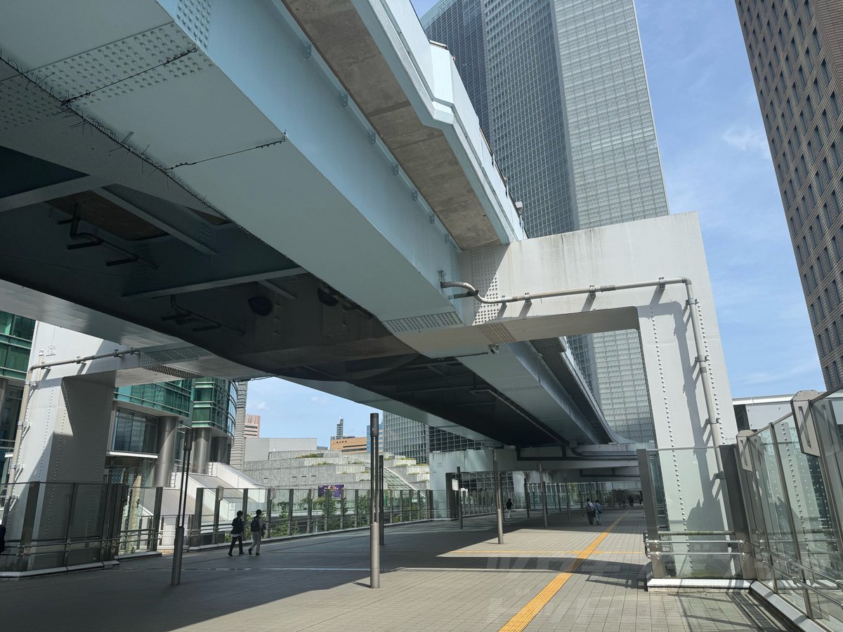 通勤電車ドットコム tweet media