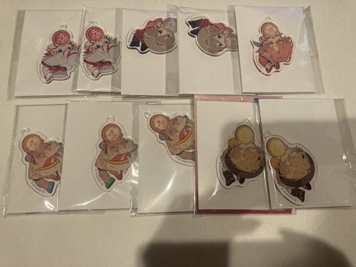 38mitubachi38's tweet photo. 【交換譲渡】
フラガリアメモリーズ フラメモ
かぷりっこ 
譲:ロマリシュ、ハルリット、サナー、プルース、リミチャ
求:メロルド1、各300円＋送料

相互さん、纏めての方優先。
郵送希望です。
3点以上でこちらで送料負担します。

#みつばち38交換譲渡 https://t.co/3B2bqpgqUH