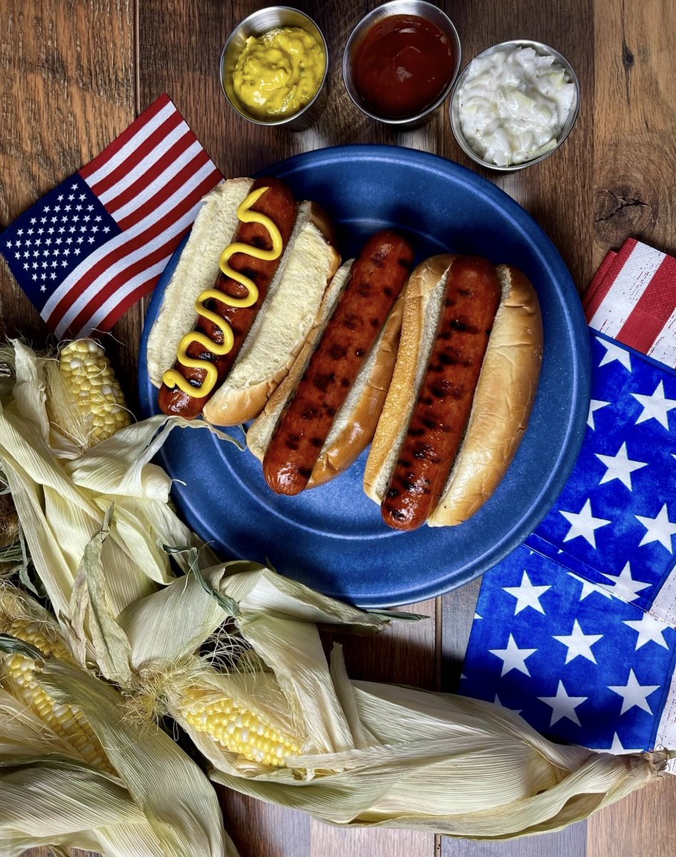 QCSausage's tweet photo. In Memory and Honor🇺🇸❤️
#memorialday #inmemoryofthefallen https://t.co/5c1vpj0FEc
