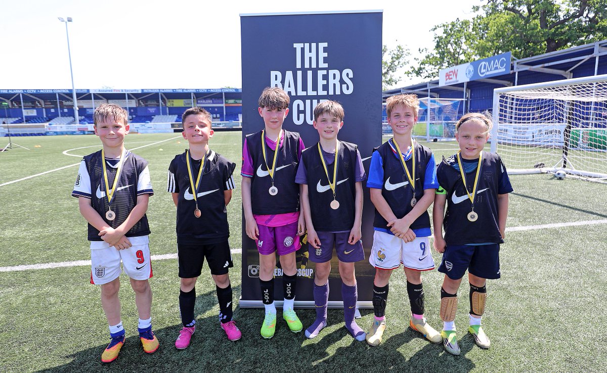 NickyHayesPhoto's tweet photo. A great finale to this morning's Ballers Cup U9/U10 competition with Ivory Coast beating New Zealand 2-0 at @BTFC's New Lodge in a tournament superbly ran as always by @JackColinWest https://t.co/WkebQqvDal