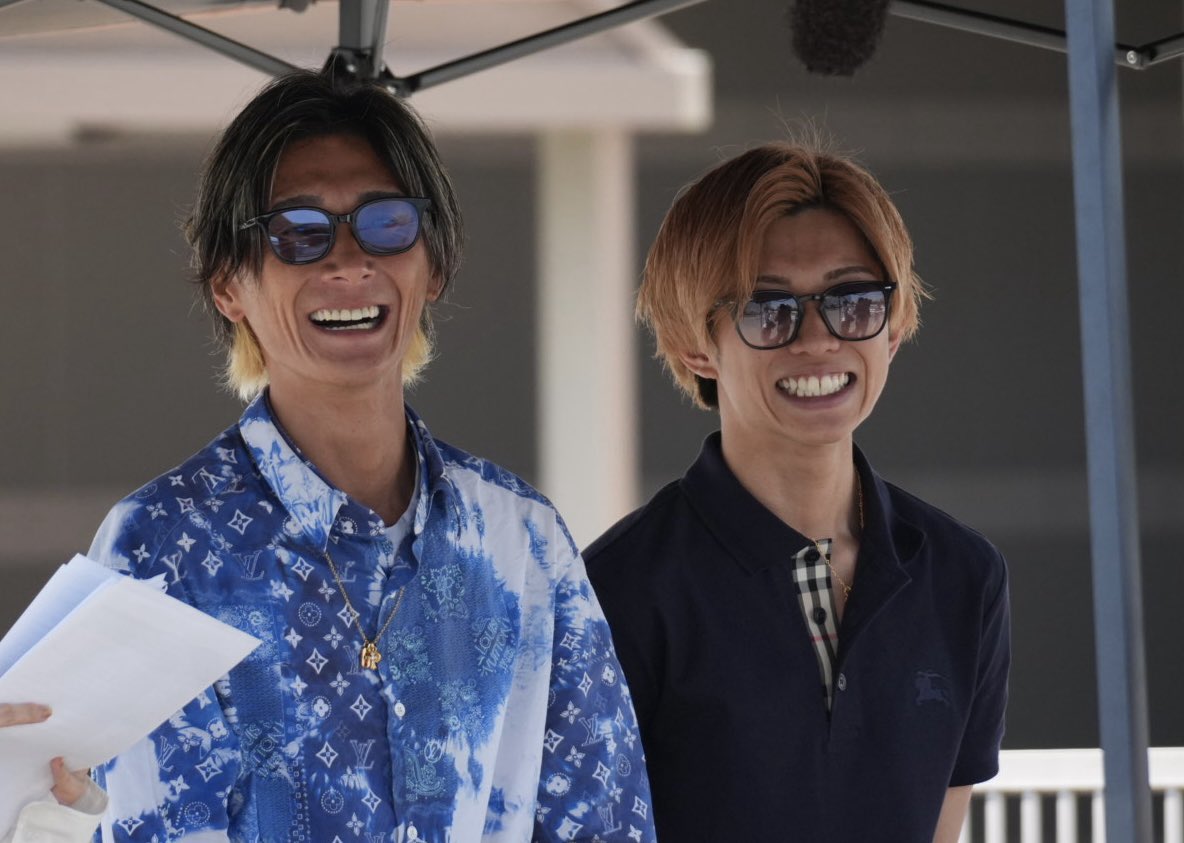 chusporace's tweet photo. 【#ボートレース浜名湖】#ボートレースオールスター　前検日　師弟コンビ到着 #峰竜太 選手🤙#定松勇樹 選手🤙 https://t.co/UdZ5cZmeR6
