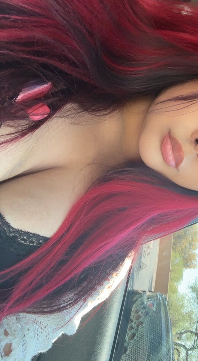520bbyluv's tweet photo. Anyone in Catalina? 😛 https://t.co/T8rkmUIS6S