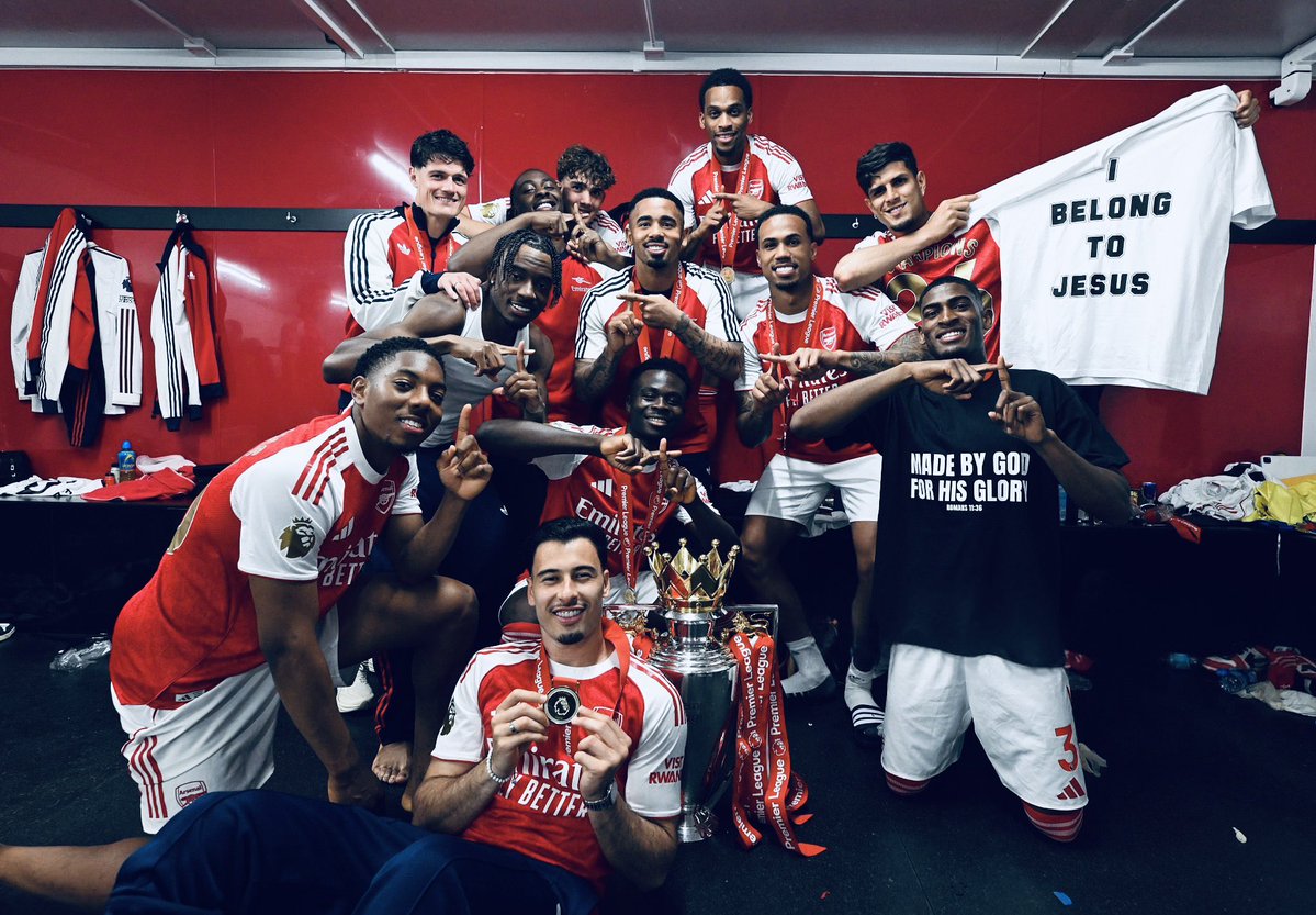 Ben_Mattinson_'s tweet photo. Deeper than football ✝️❤️ https://t.co/moDc9JKgNh