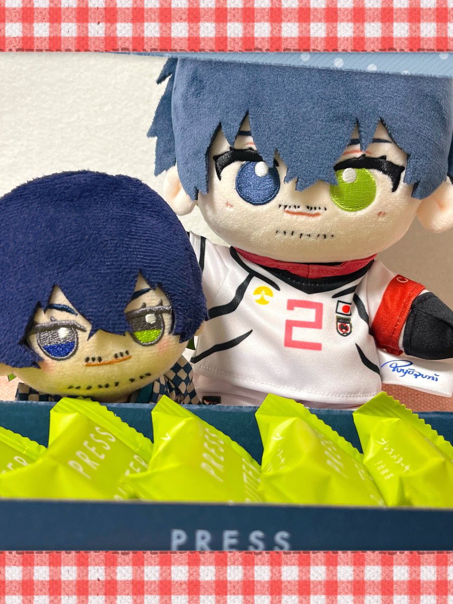 baronuinui's tweet photo. ・────・୨ 🧈 ୧・────・

      　プレスバターサンドの
 　　　　宇治抹茶味🍵

　  色がピッタリで可愛い💙💚

　　　　　　  ﾎﾝﾄﾀﾞｰ
　　　　    ∩( ⩌灬⩌ )∩ https://t.co/NM4NANpRXX