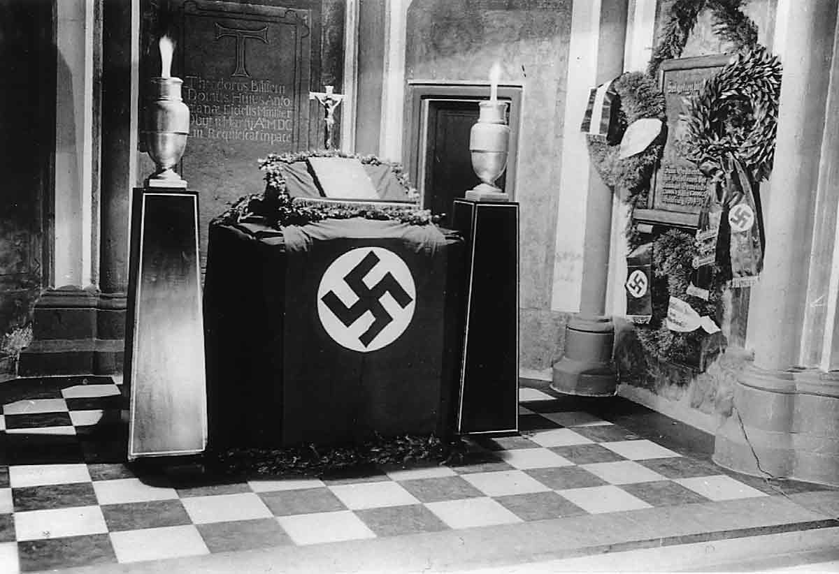 Hans Von Sebottendorff tweet media