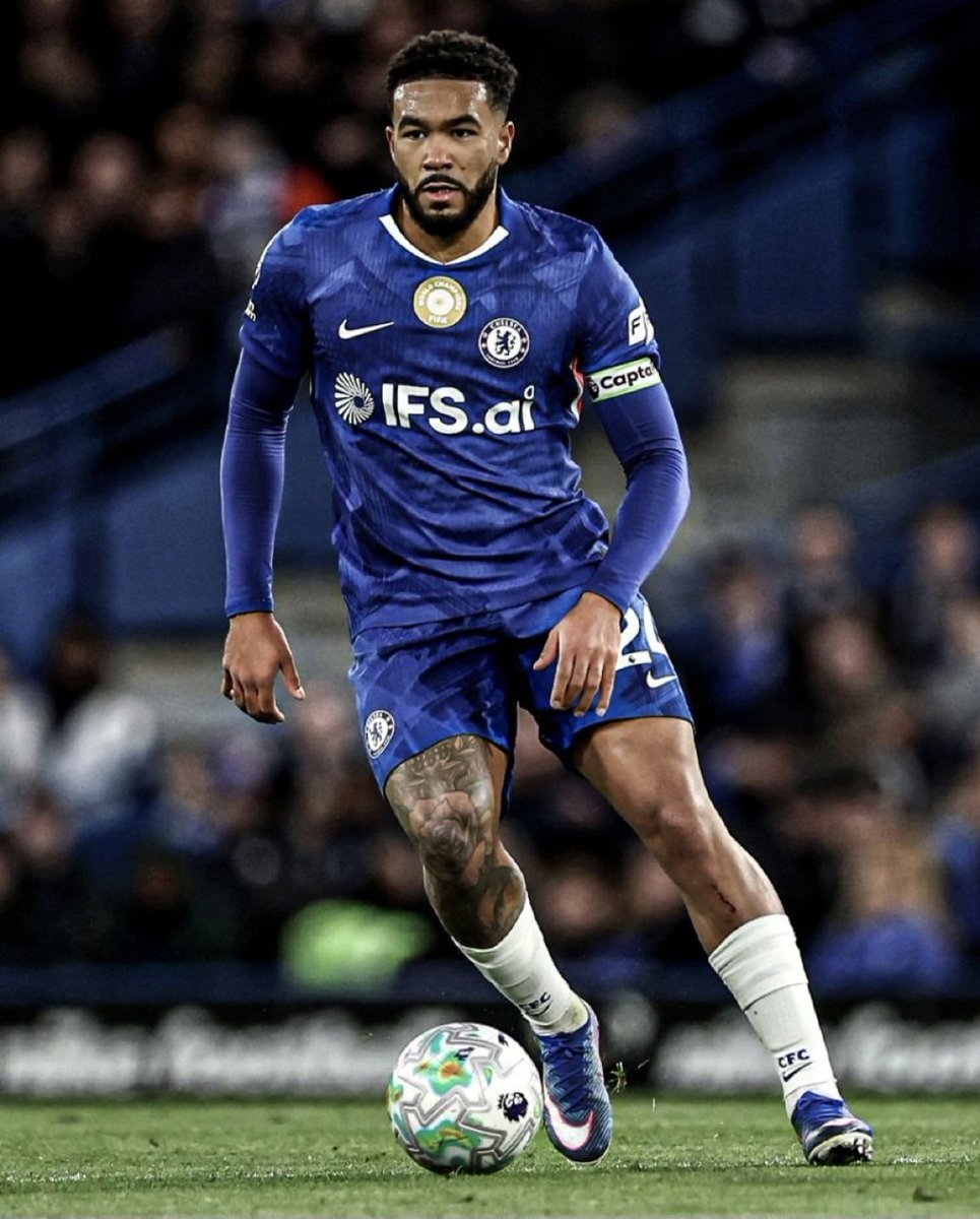 Univers Chelsea tweet media