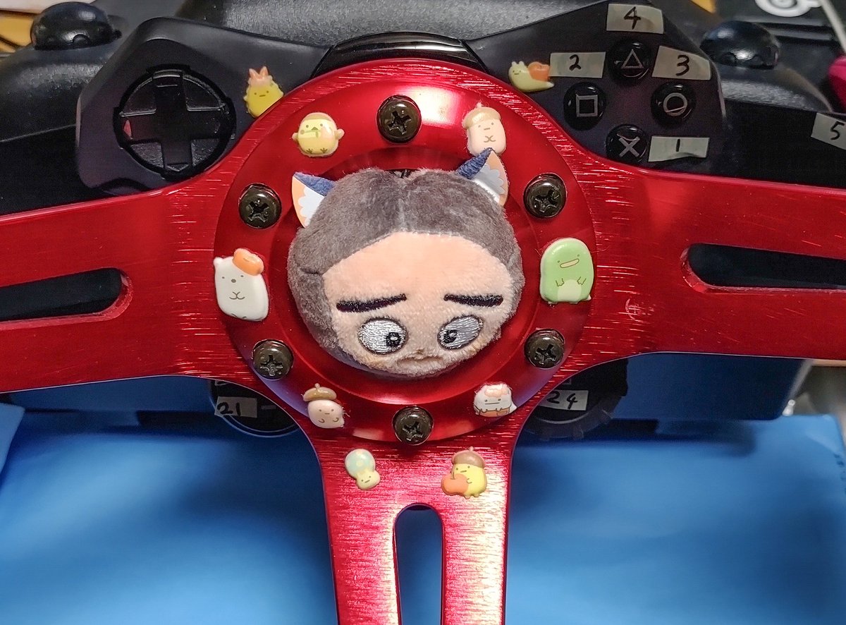 muimuiOlin's tweet photo. ハンコン装着型ドライビング尊ちゃん in Forza Horizon6 https://t.co/vtDA2Km1BB