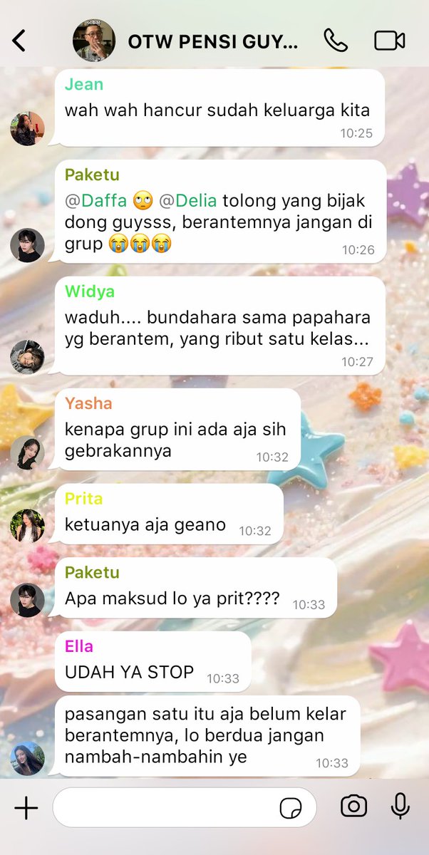 piepeachies's tweet photo. ketika bundahara dan papahara berantem, yang ribut satu kelas

—an 05z few tweets au https://t.co/QIfF9KRyIg
