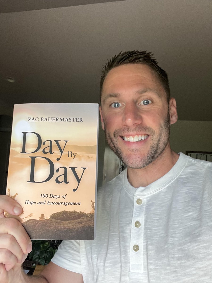 ZBauermaster's tweet photo. Are you looking for a new devotional to start your day this summer? How about a little hope and encouragement? 

Check out, "Day by Day: 180 Days of Hope and Encouragement."

Available here! https://t.co/2pdpG561sw https://t.co/lZcUvdCSip