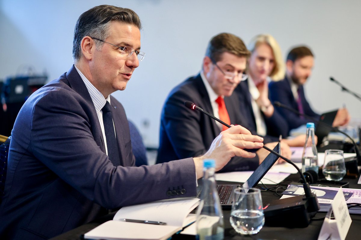 rccint's tweet photo. 8th Board Meeting of the Integrative Internal Security Governance Initiative - #IISG, held in #Sarajevo marked a milestone ⏭️ as the Board members took note and welcomed the future integration of IISG into RCC security portfolio

This transition reflects a gradual move from project-based coordination towards a sustainable regional platform for governance coordination, support, implementation monitoring and donor harmonisation.

Within the RCC, the future Security Governance Hub is expected to provide political continuity, institutional sustainability and stronger links with broader #RegionalCooperation mechanisms, while preserving the expertise and regional ownership built through the IISG process.

Read more 👉🏻 https://t.co/lxM9Xw3e62

#poweredbyRCC 🇪🇺