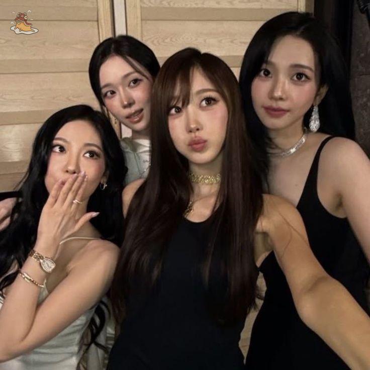 SOC-IE 💛 ˚☽˚.⋆ tweet media