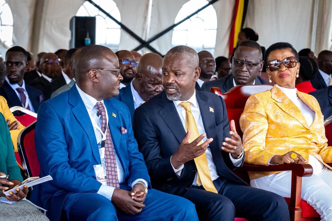 ChimpReports tweet media