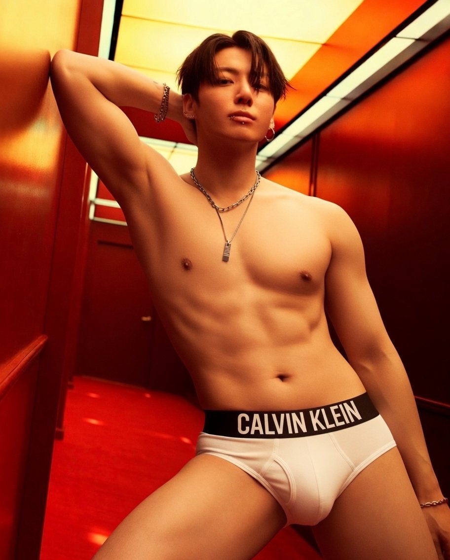 Fake kpop pics tweet media