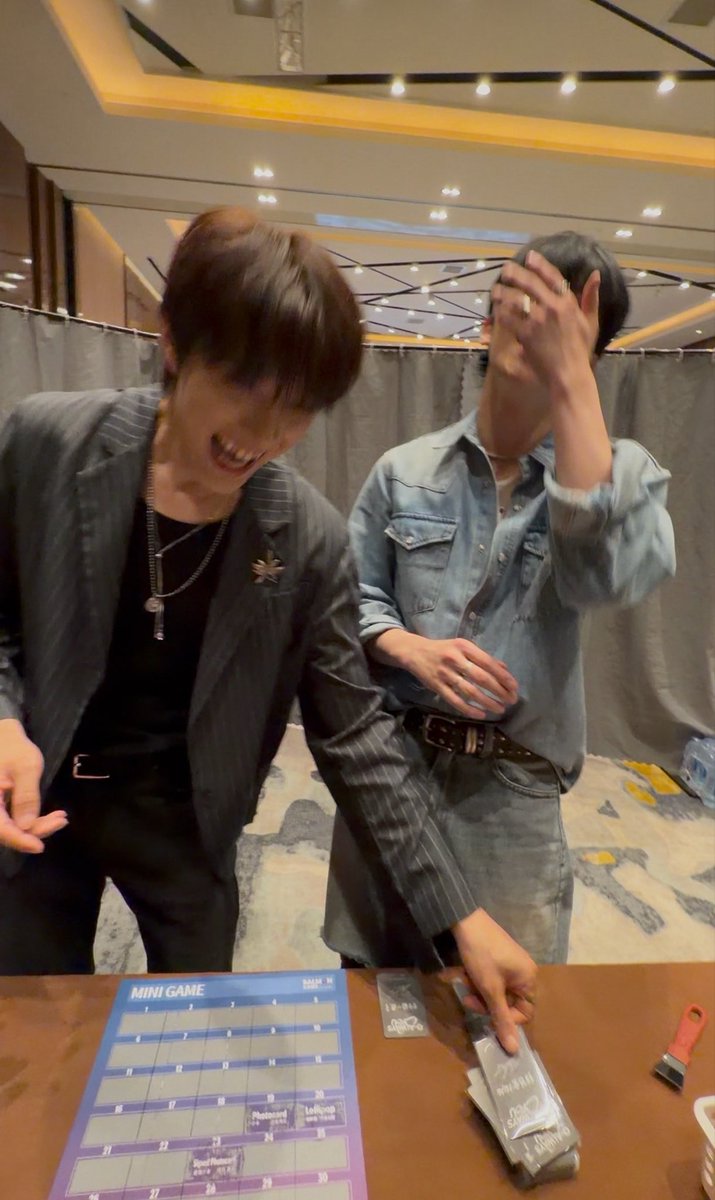 719nineteen's tweet photo. 小卡送到了🥔
还得到了锅包肉kkkkk https://t.co/pPlOZy4hRW