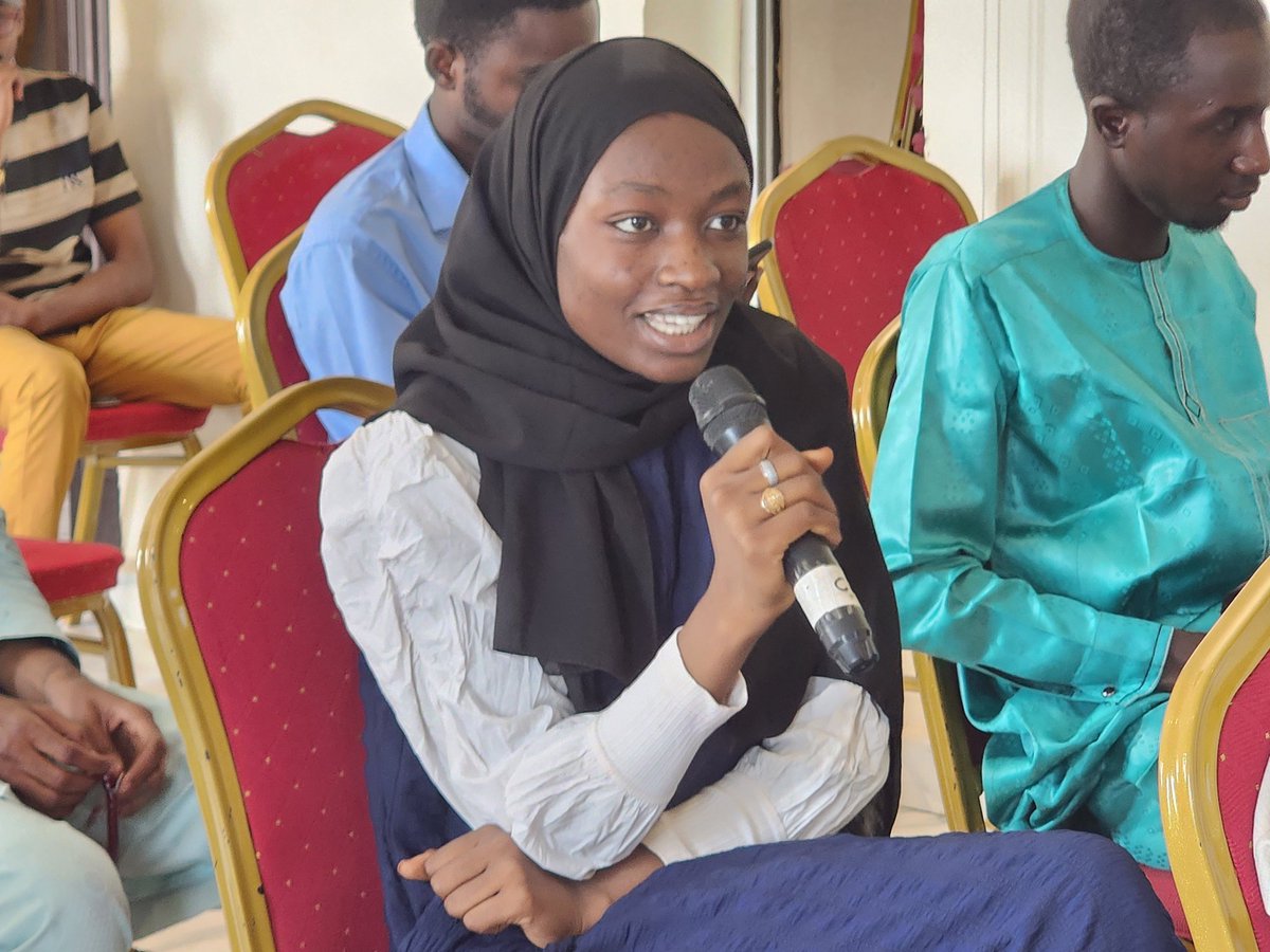 ICTAdvocates's tweet photo. @YZYau @CitadRadio @SalakoYesmin @IsahAzare2 @Danbala20 @mambayyahouse @altukry_sani @kblawanty @_Yusuf_Babagana Participants now engage and interact with guest speaker questions, comments and answer session @YZYau @CitadRadio @_Yusuf_Babagana @IsahAzare2 https://t.co/mr4vLijbfU
