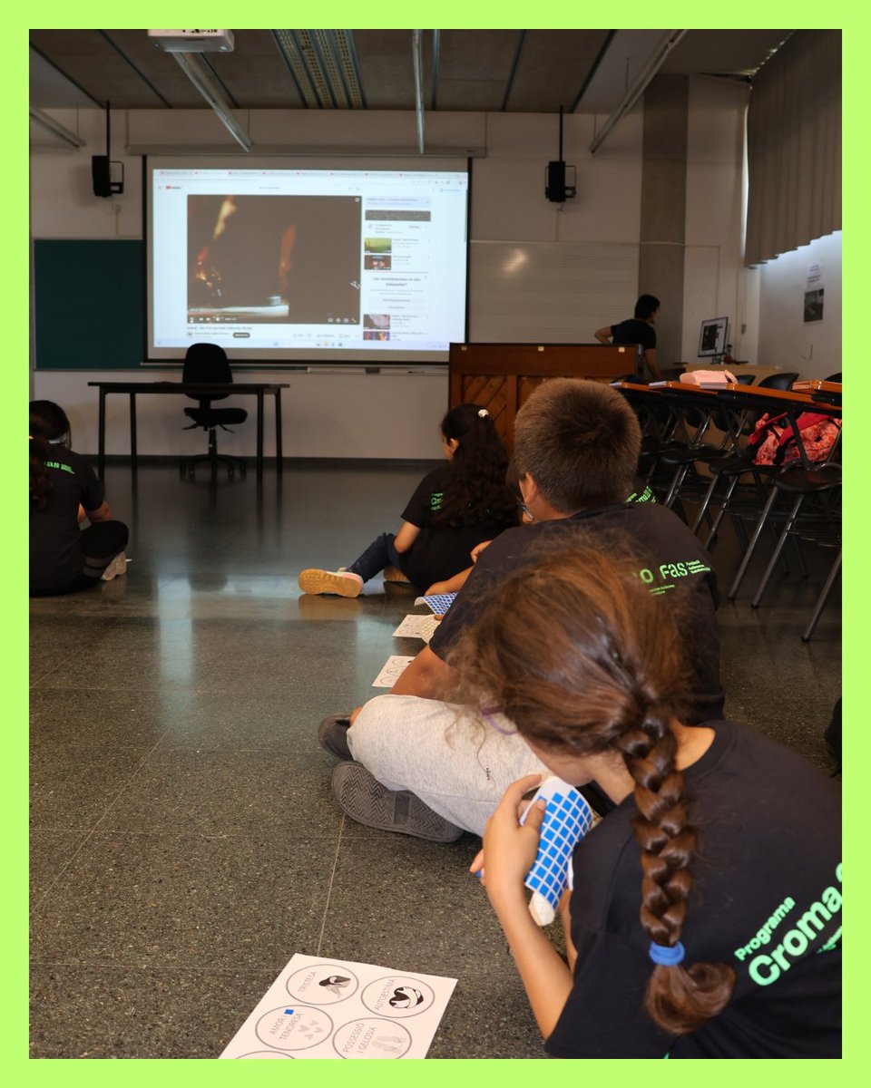 trseducacio's tweet photo. 📢El 21 de maig hem celebrat la cloenda de CROMA 2.0, on participen alumnes de 5è i 6è de primària de 8 escoles de Terrassa que formen part del Pla Educatiu d'Entorn. 📚És un programa socioeducatiu de la Fundació Autònoma Solidària (FAS)📌En total, uns 200 alumnes de 17 escoles https://t.co/Xwk7JYgMEg