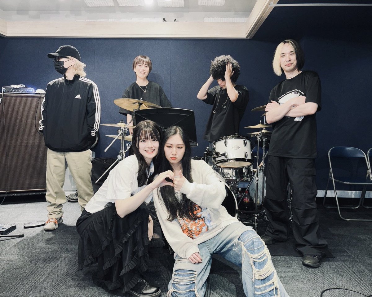 前島麻由🖤Mayu Maeshima tweet media