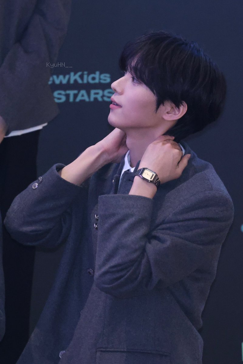 hongyiiz's tweet photo. 장규현저점매수하실분
아직데뷔안함 지금이기회입니다 https://t.co/u4lVZ4AQJ7