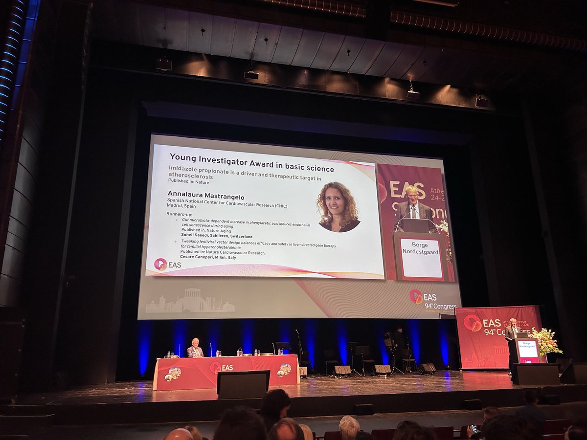CNIC_CARDIO's tweet photo. 🏆  Researcher @annalaura_mstrn, from the laboratory of Immunobiology, led by @sancholab at @CNIC_CARDIO, has received the #YoungInvestigator #BasicScience Award 2026 at @EASCongress, organized by @society_eas, for her outstanding work on gut microbiota metabolites in #CVD.

📅  Save the date: 26 May, 13:45 – EAS Stage, and join the discussion on the awarded research.
👉  More info: https://t.co/RUiub9pR8q

Congratulations!  👏 

#CNIC #EASCongress2026 #CardiovascularResearch #Science
