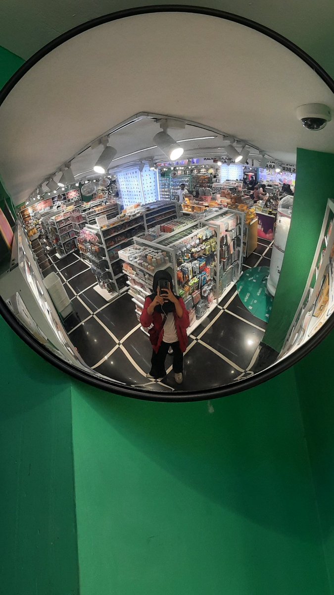 ☾ tweet media