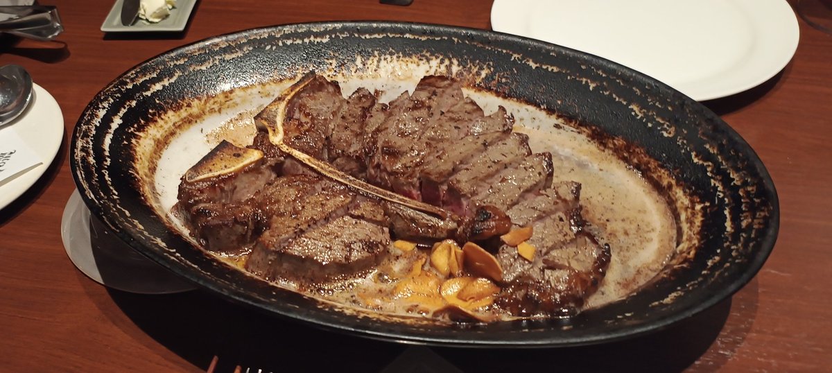 Xelmh's tweet photo. 🥩 https://t.co/hmBpUVN0Ig