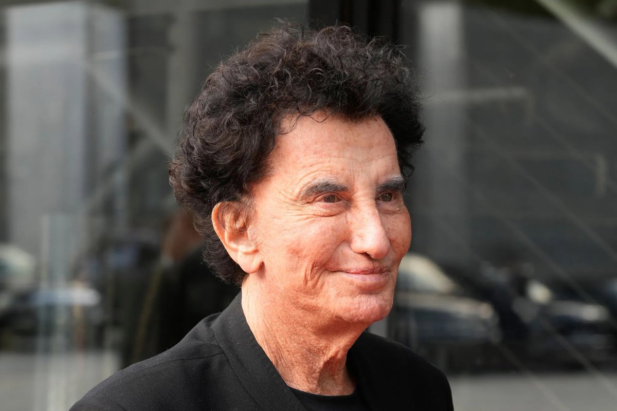 Frezssse's tweet photo. jack lang on dirait pas le Joker dans Batman arkham city j’ai pas raison la team ?

Le tap-in de baiser mental c’est dingue https://t.co/YnGgJyqLYl