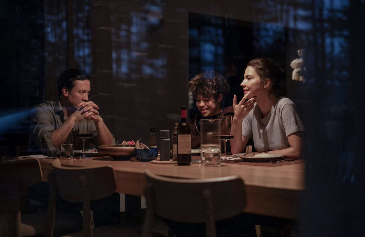 jlcaviaro's tweet photo. ...
5- WE ARE ALIENS, de Kohei Kadowaki
6- HER PRIVATE HELL, de Nicolas Winding Refn
7- JIM QUEEN, de Nicolas Athane y Marco Nguyen
8- MINOTAUR, de Andrey Zvyagintsev. Mi otra gran favorita para la Palma de Oro. La pongo aquí porque es muy jodida, disfruté más con las otras.
... https://t.co/qc7EMNBJD6